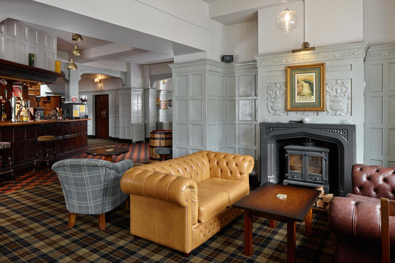 Отель The Royal Oak Сеттл Экстерьер фото